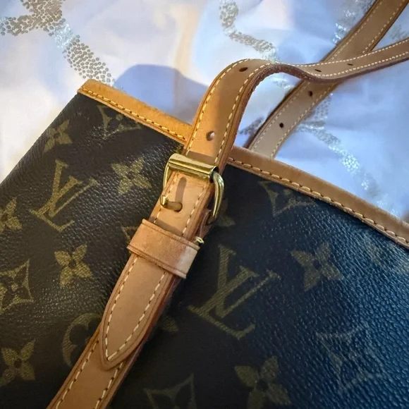 Louis Vuitton Monogram Marais Bucket Bag Tote - Vintage - Picture 11 of 11